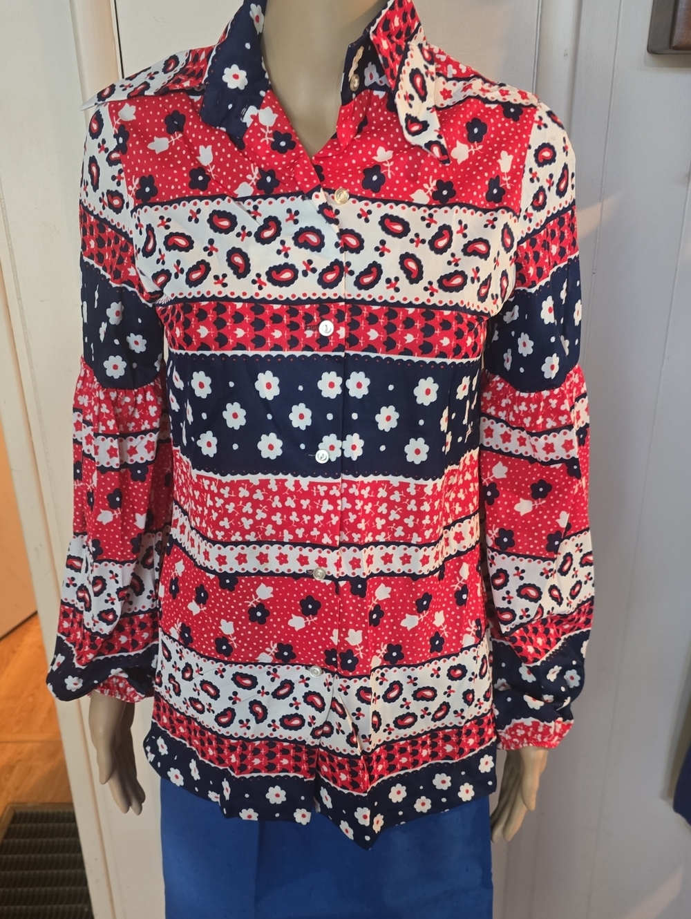 1960's Jack Winter Button Down Wide Collar Floral Print Blouse